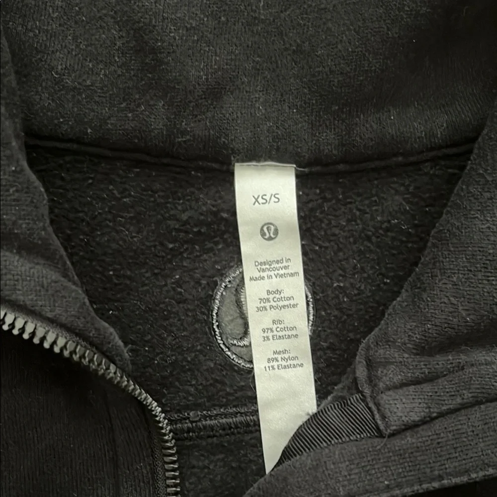 Lululemon Athletica Black Zip-Up Jacket - Picture 2 of 10